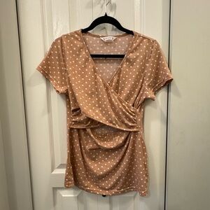 PatPat Polka dot nursing top